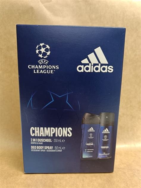 Adidas Champions 2in1 douchegel + Deo Body Spray 